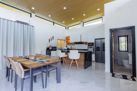 Villa in Pran Buri, Thailand 2 bedrooms № 176785 - photo 10