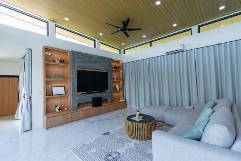 Villa in Pran Buri, Thailand 2 bedrooms № 176785 - photo 6