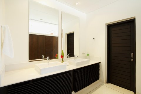 Вилла в Паклоке, Таиланд с 4 спальнями № 148335 - фото 25