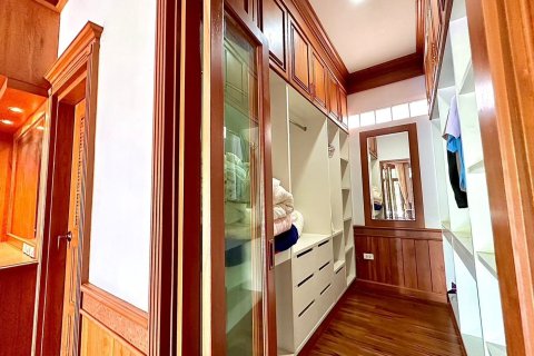 Дом в Чианграе, Таиланд с 6 спальнями  № 148332 - фото 3