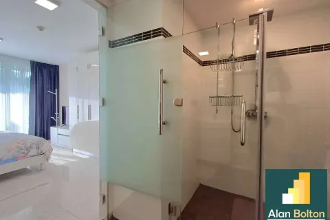 Condominio de 1 dormitorio en Pattaya, Tailandia № 211518 - foto 11