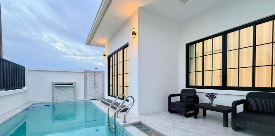 Villa in Pattaya, Thailand 3 Schlafzimmer № 170345