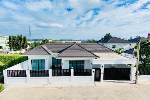 Villa in Pattaya, Thailand 3 Schlafzimmer № 170345 - Foto 18