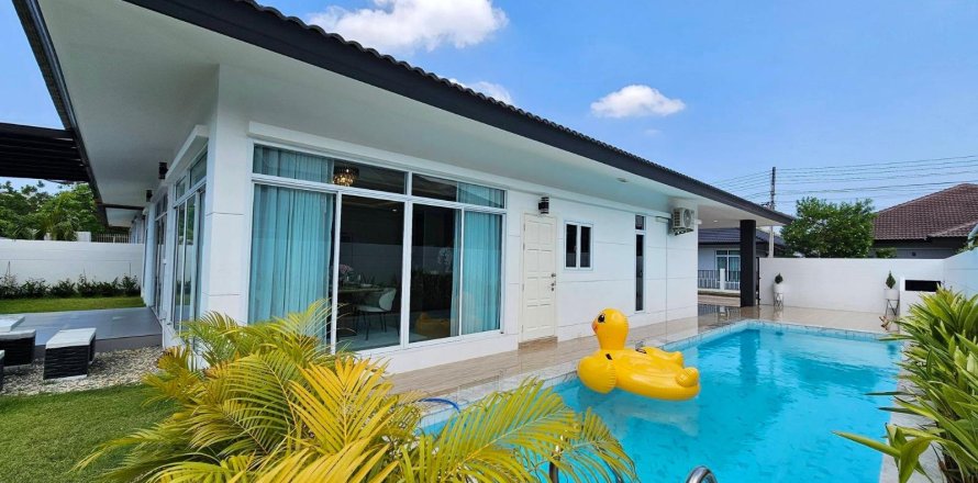 Villa à Pattaya, Thaïlande 3 chambres № 170343