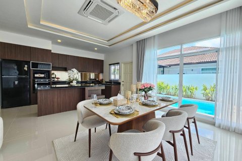 Villa à Pattaya, Thaïlande 3 chambres № 170343 - photo 13