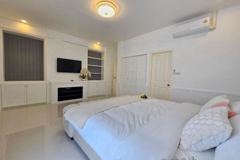 Villa à Pattaya, Thaïlande 3 chambres № 170343 - photo 23