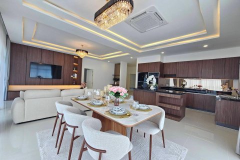 Villa à Pattaya, Thaïlande 3 chambres № 170343 - photo 9