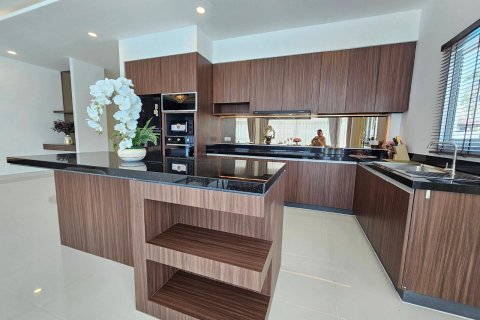 Villa à Pattaya, Thaïlande 3 chambres № 170343 - photo 12