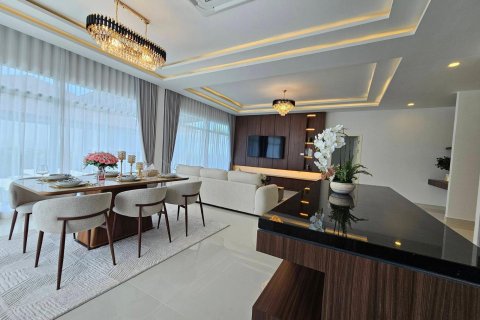 Villa à Pattaya, Thaïlande 3 chambres № 170343 - photo 14