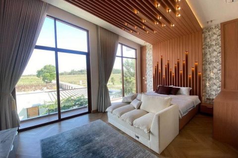 Вилла в Паттайе, Таиланд с 5 спальнями № 170341 - фото 2