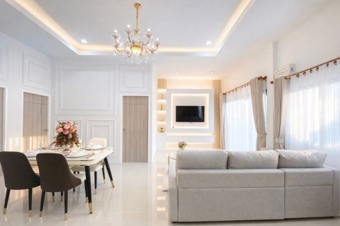 Villa à Pattaya, Thaïlande 3 chambres № 170342 - photo 3