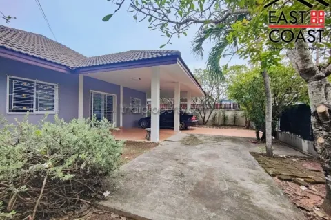 Casa de 3 dormitorios en Pattaya, Tailandia № 212621 - foto 6