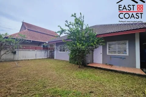 Casa de 3 dormitorios en Pattaya, Tailandia № 212621 - foto 12