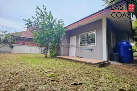 Casa de 3 dormitorios en Pattaya, Tailandia № 212621 - foto 11