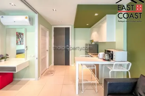 Estudio en el condominio en Jomtien Beach, Pattaya, Tailandia № 212625 - foto 4
