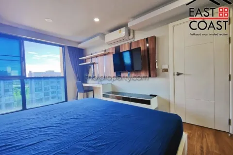 Condominio de 2 dormitorios en Jomtien Beach, Pattaya, Tailandia № 212620 - foto 13