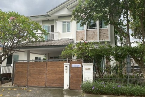 Дом в Бангкапи, Бангкок, Таиланд с 3 спальнями  № 151583 - фото 3