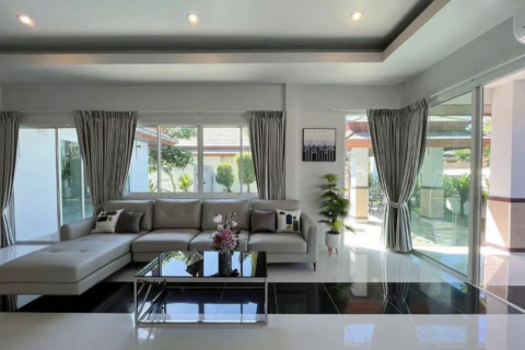 Villa à Pattaya, Thaïlande 3 chambres № 151584 - photo 8