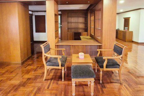 Кондоминиум с 3 спальнями в Ваттхане, Бангкок, Таиланд № 151721 - фото 13