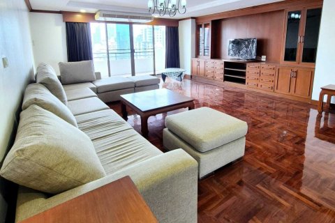 Кондоминиум с 3 спальнями в Ваттхане, Бангкок, Таиланд № 151721 - фото 17