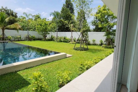 Villa in Chiang Mai, Thailand 5 bedrooms № 133370 - photo 2