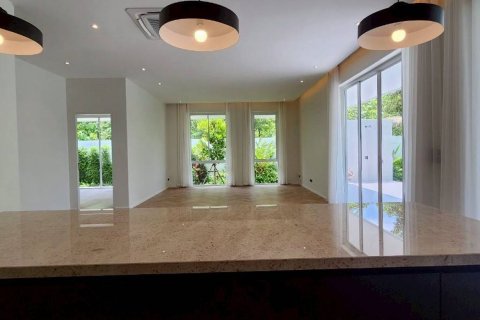 Villa in Chiang Mai, Thailand 5 bedrooms № 133370 - photo 23