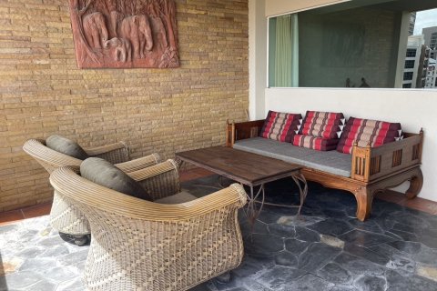 Studio dans le Condo à Pattaya, Thaïlande  № 151475 - photo 8