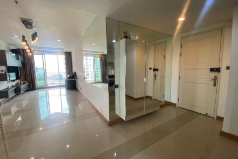 Кондоминиум с 2 спальнями в Хуай Кванге, Бангкок, Таиланд № 151479 - фото 6