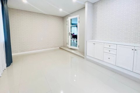 Дом в Сан-Сая, Таиланд с 3 спальнями  № 151476 - фото 12