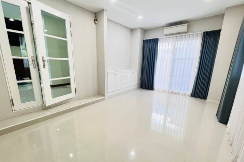 Дом в Сан-Сая, Таиланд с 3 спальнями  № 151476 - фото 13