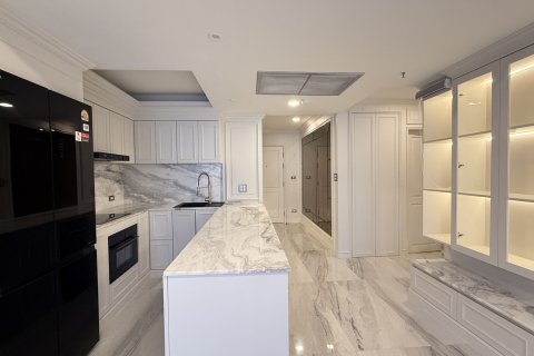 Condo à Pathum Wan, Bangkok, Thaïlande, 2 chambres  № 164650 - photo 8