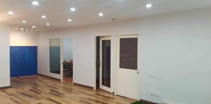 Office in Yan Nawa, Bangkok, Thailand № 164651