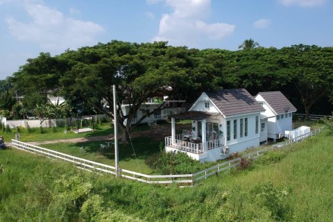 Hotel in Saraphi, Thailand № 164648