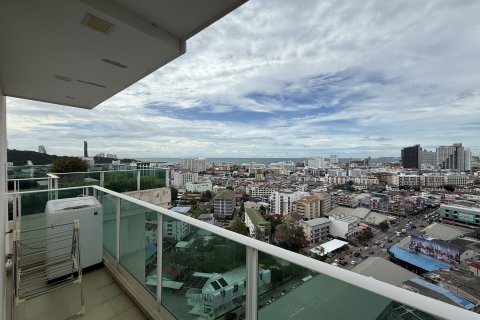 Studio dans le Condo à Pattaya, Thaïlande  № 148040 - photo 1