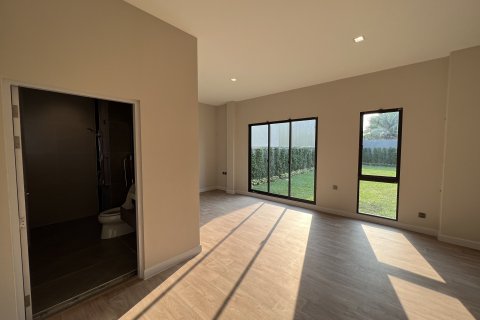 Дом в Кханнаяу, Бангкок, Таиланд с 5 спальнями № 148041 - фото 17