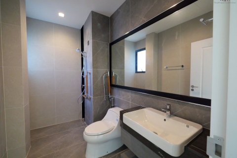 Дом в Кханнаяу, Бангкок, Таиланд с 5 спальнями № 148041 - фото 22