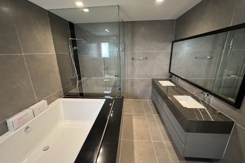 Дом в Кханнаяу, Бангкок, Таиланд с 5 спальнями № 148041 - фото 21