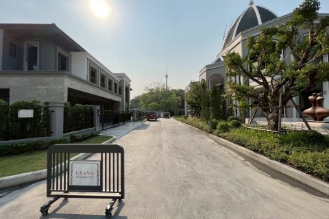 Дом в Кханнаяу, Бангкок, Таиланд с 5 спальнями № 148041 - фото 9