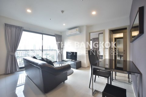 Condo in Bangkok, Thailand, 1 bedroom  № 185620 - photo 2