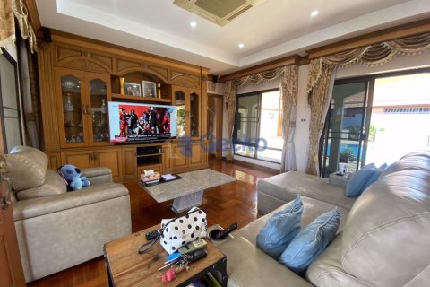 บ้านในพัทยา, ประเทศไทย 4 ห้องนอน № 196643 - รูปถ่าย 16