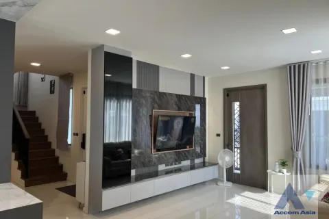 Haus in Bang Phli Yai, Thailand 4 Schlafzimmer № 216970 - Foto 4