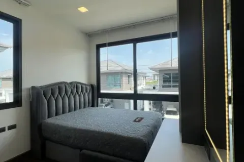 Haus in Bang Phli Yai, Thailand 4 Schlafzimmer № 216970 - Foto 10