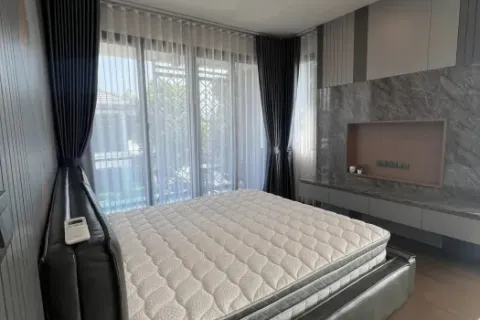 Haus in Bang Phli Yai, Thailand 4 Schlafzimmer № 216970 - Foto 19