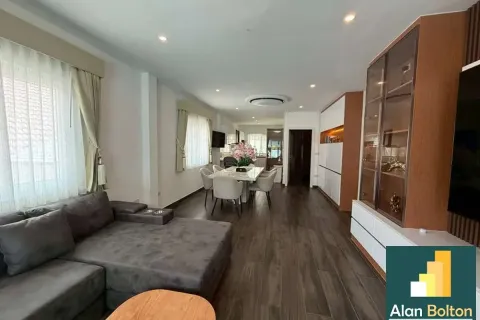 Casa de 3 dormitorios en Pattaya, Tailandia № 210887 - foto 10