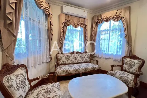 Casa de 5 dormitorios en Pattaya, Tailandia № 210882 - foto 15