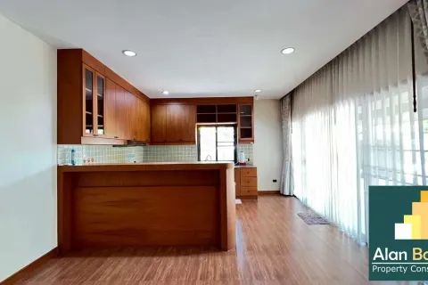 Casa de 3 dormitorios en Pattaya, Tailandia № 210883 - foto 6