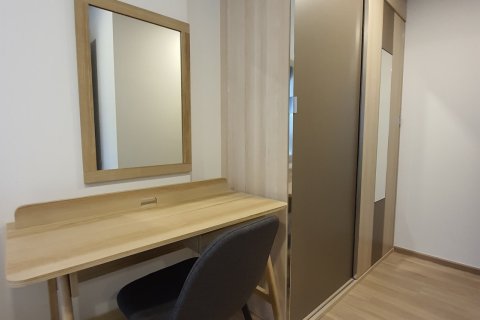 Condo in Bangkok, Thailand, 1 bedroom  № 143358 - photo 4