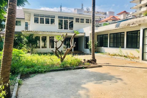 Studio in Bangkok, Thailand № 157555