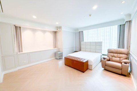 Condo à Pathum Wan, Bangkok, Thaïlande, 4 chambres № 201247 - photo 21