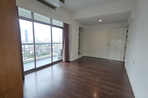 Condo in Watthana, Bangkok, Thailand, 3 bedrooms № 201248 - photo 10
